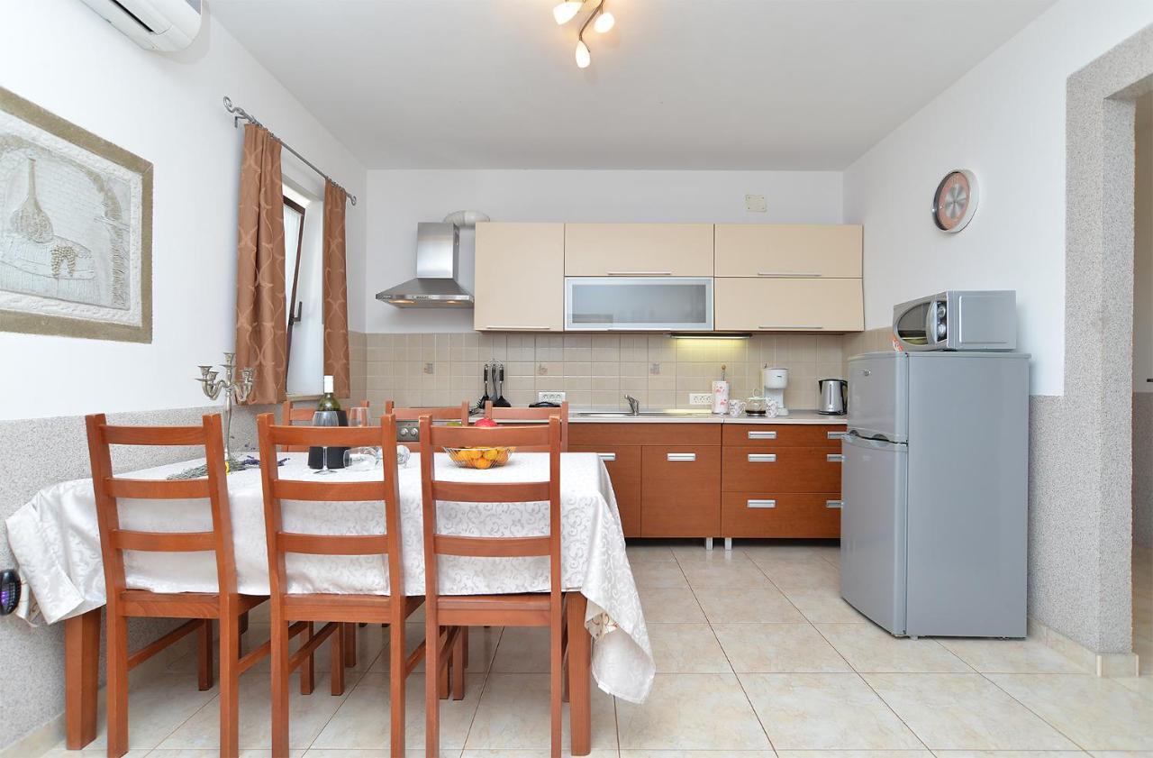 بيروغ Apartment Jadranko 1761 المظهر الخارجي الصورة