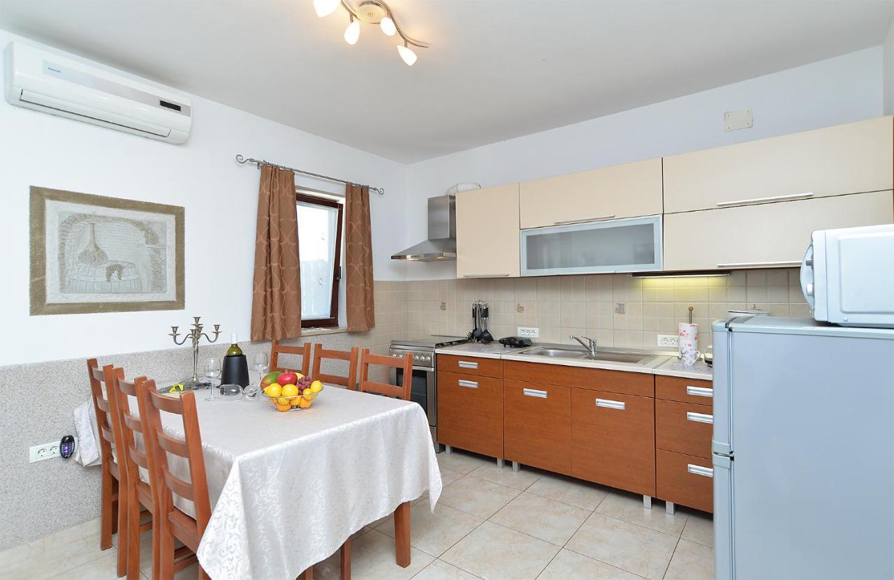 بيروغ Apartment Jadranko 1761 المظهر الخارجي الصورة