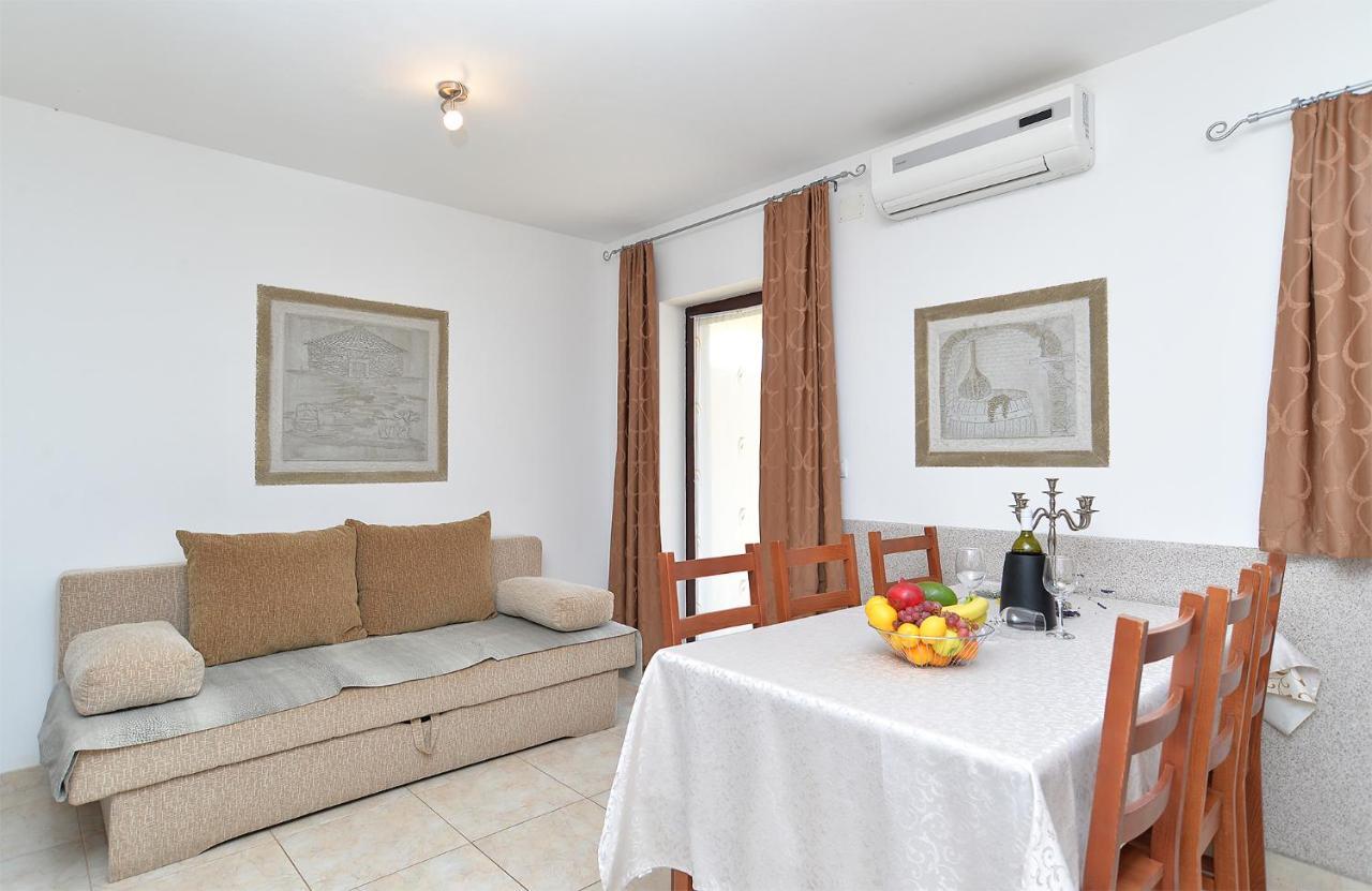 بيروغ Apartment Jadranko 1761 المظهر الخارجي الصورة